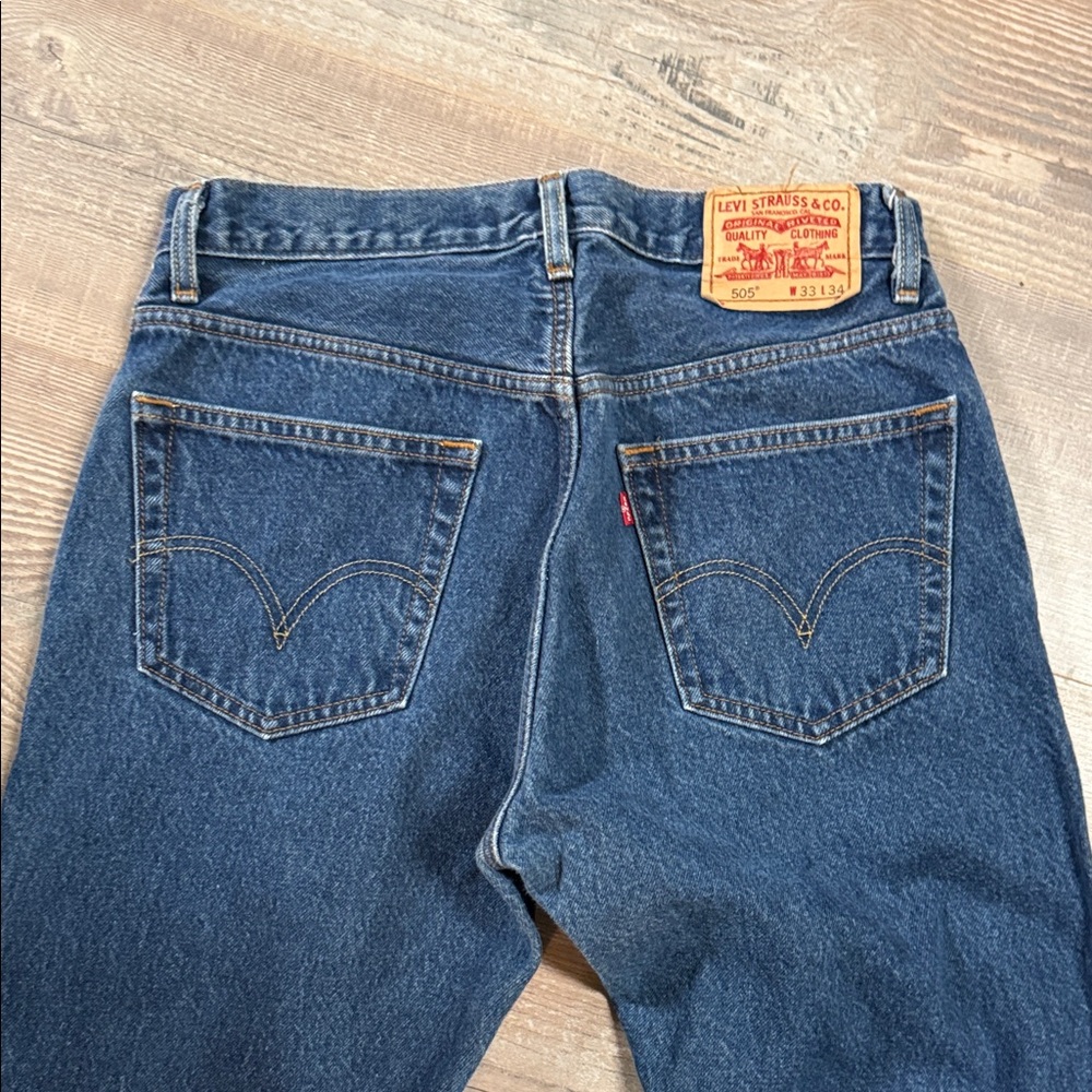 Levi's 505 Classic Blue Jeans with Signature Patch 33W 34L